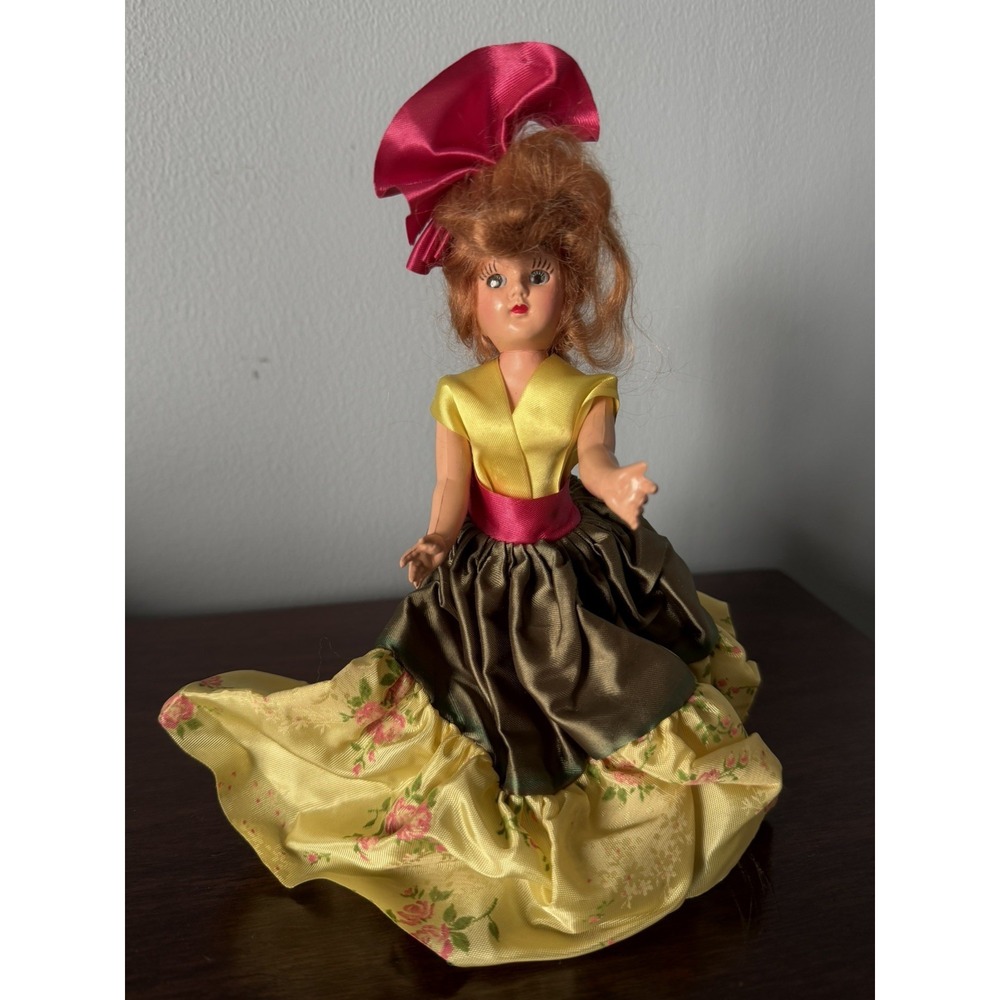 Vintage 1950's Girl Doll Red Head Sleepy eyes Beautiful Dress Roses